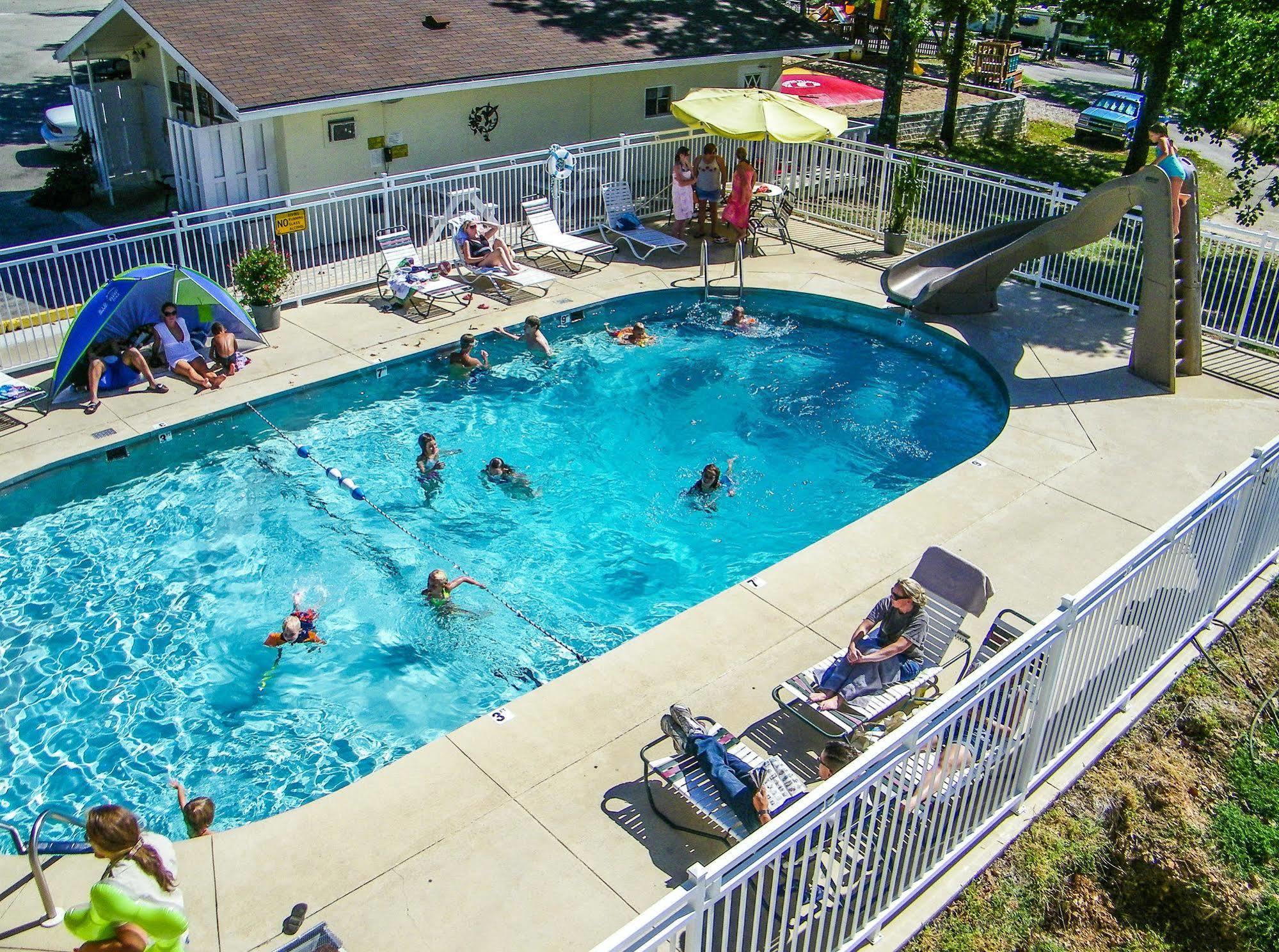 Branson Koa Campground Hotell Exteriör bild